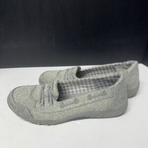 Skechers Wide Fit Breathe Easy Woman's Size 8.5